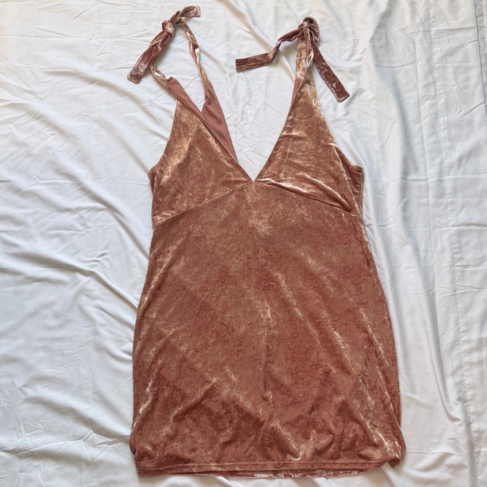 H&M Velvet Tie-Strap Dress in Blush Pink Size 14